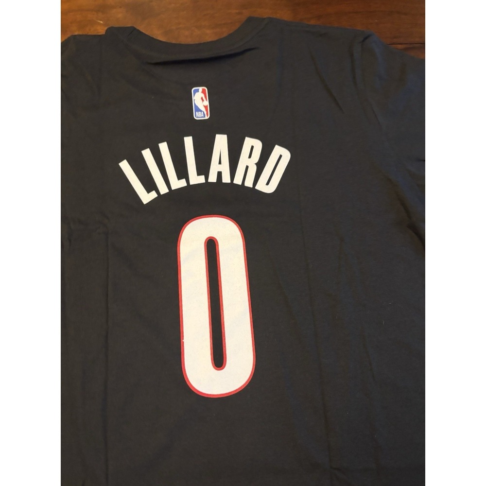 Boys Youth Portland Trail Blazers Damian Lillard Jersey Shirt Size XL 18/20 BNWT - Picture 2 of 6
